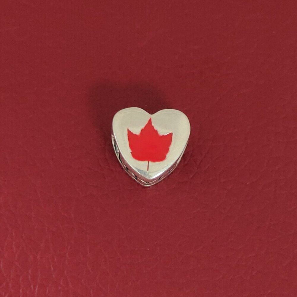 Pandora Vermont Maple Leaf Heart Charm Bead Pendant S925 Sliver with box